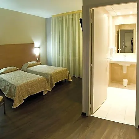 Logis Restaurant Les Minotiers 3* 미르포아
